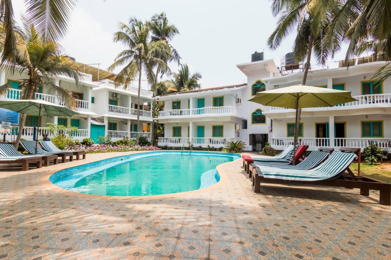 Dona Julia Beach Resort Калангуте Екстериор снимка