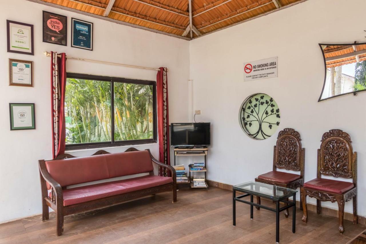 Dona Julia Beach Resort Калангуте Екстериор снимка
