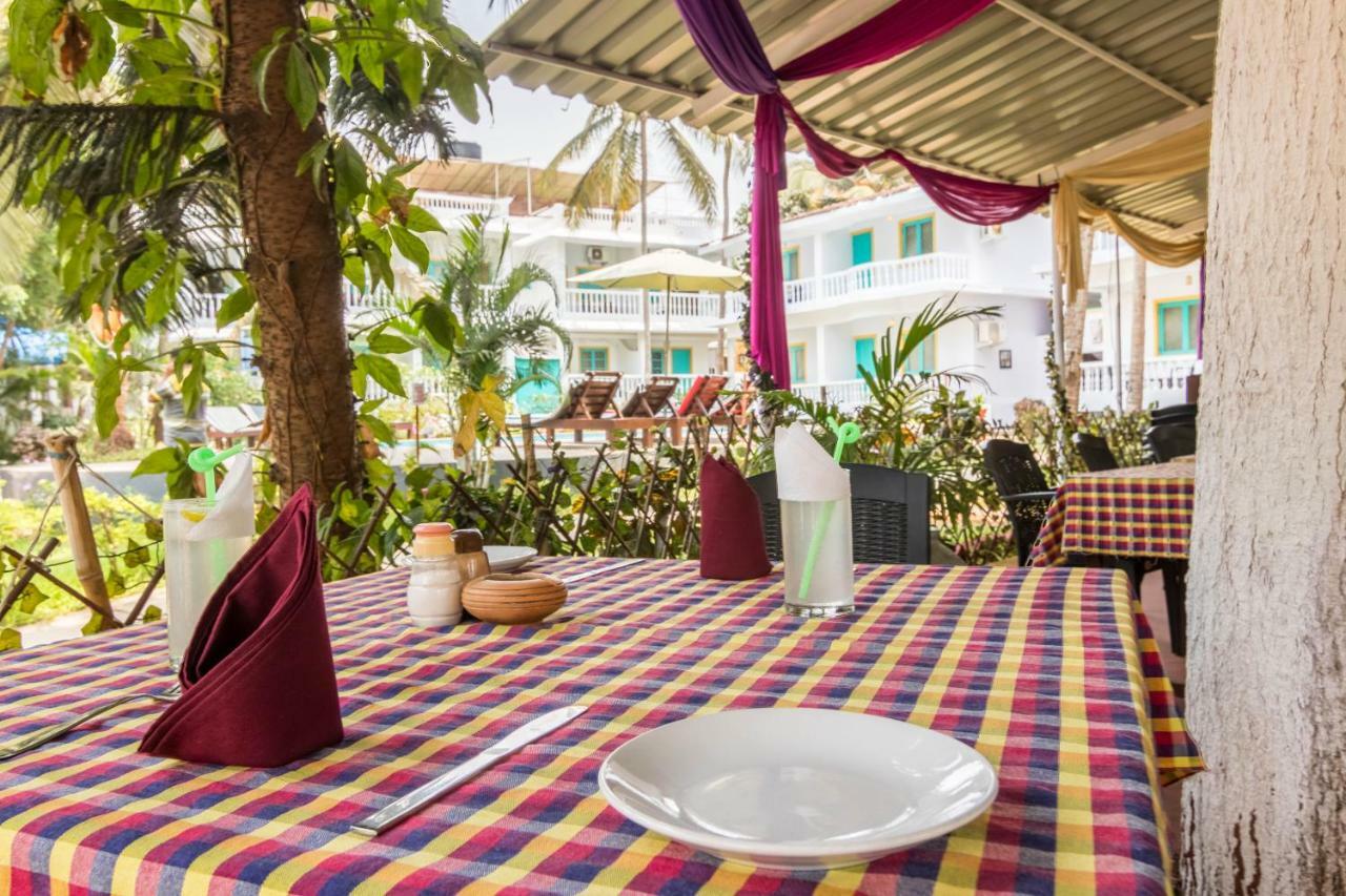 Dona Julia Beach Resort Калангуте Екстериор снимка
